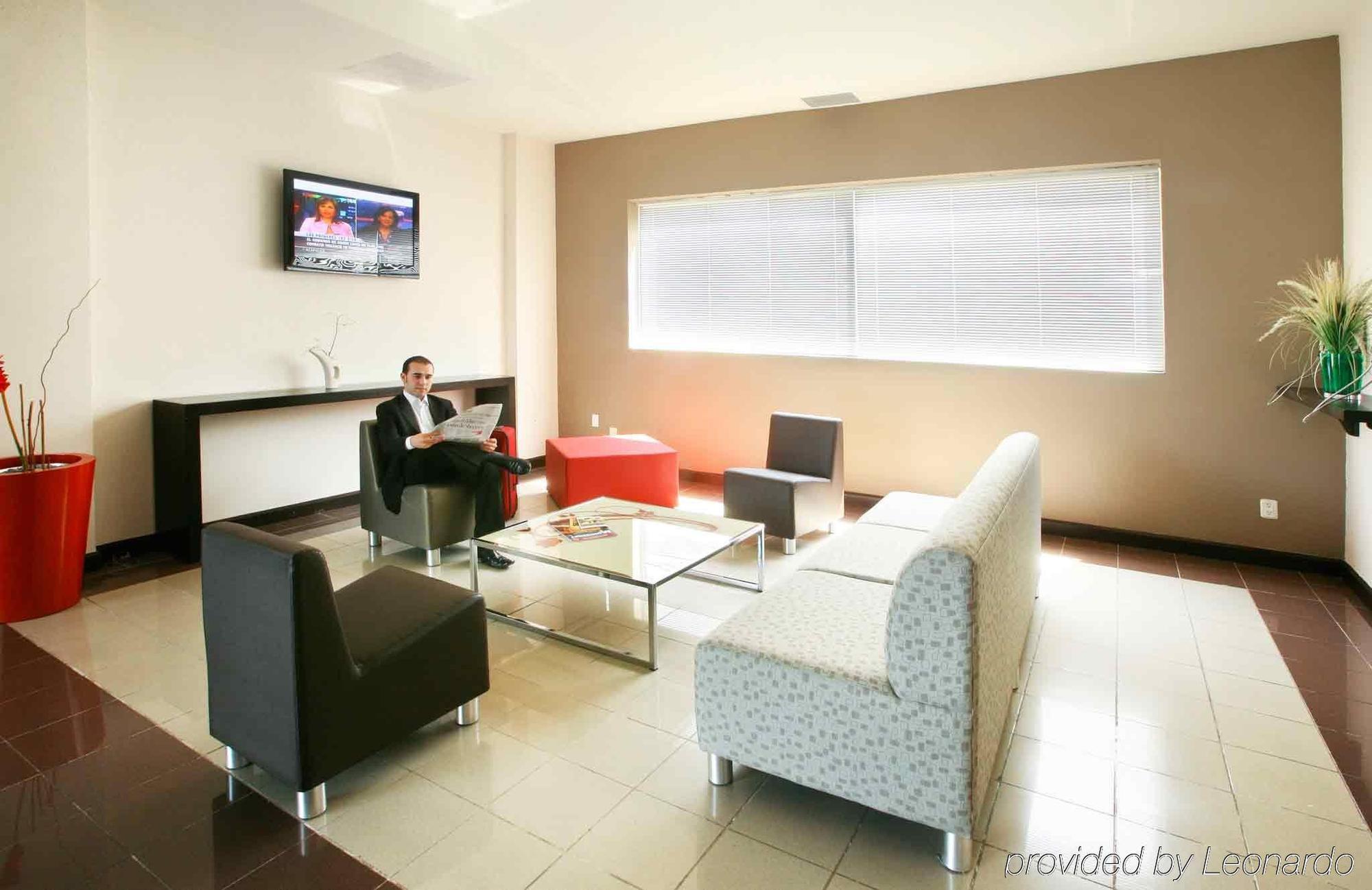Ibis Monterrey Valle San Pedro Garza Garcia Buitenkant foto