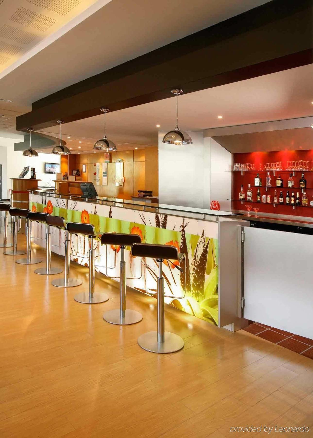 Ibis Monterrey Valle San Pedro Garza Garcia Buitenkant foto